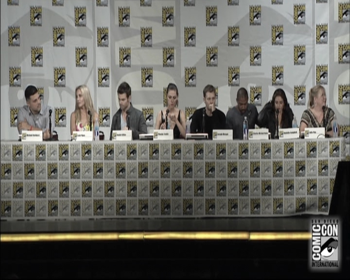 VampireDiariesWorld-dot-nl_TheOriginals-S3SanDiegoComicCon2014Panel0070.jpg