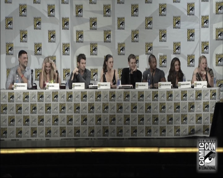 VampireDiariesWorld-dot-nl_TheOriginals-S3SanDiegoComicCon2014Panel1061.jpg