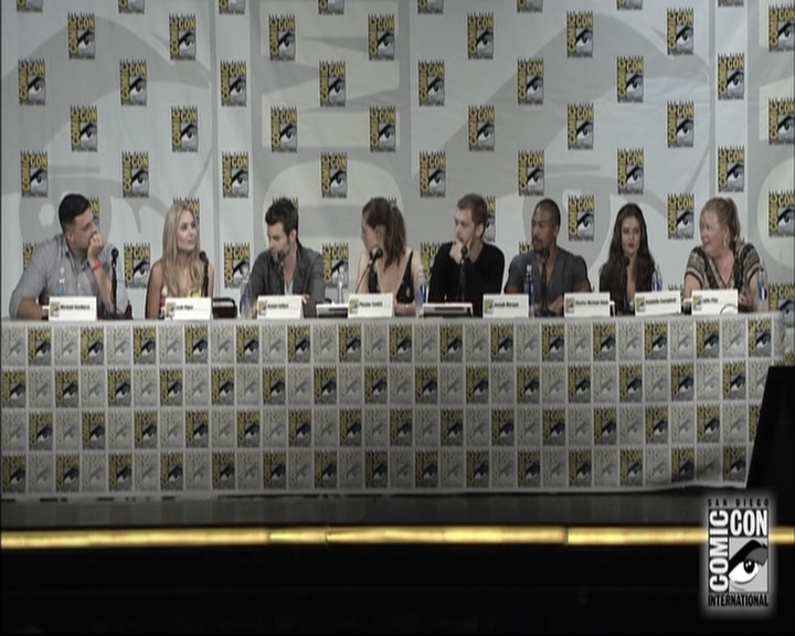 VampireDiariesWorld-dot-nl_TheOriginals-S3SanDiegoComicCon2014Panel1114.jpg