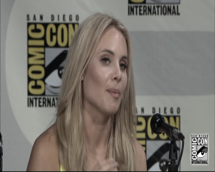 VampireDiariesWorld-dot-nl_TheOriginals-S3SanDiegoComicCon2014Panel1172.jpg
