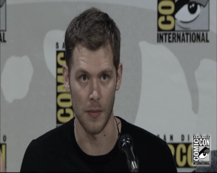 VampireDiariesWorld-dot-nl_TheOriginals-S3SanDiegoComicCon2014Panel1240.jpg