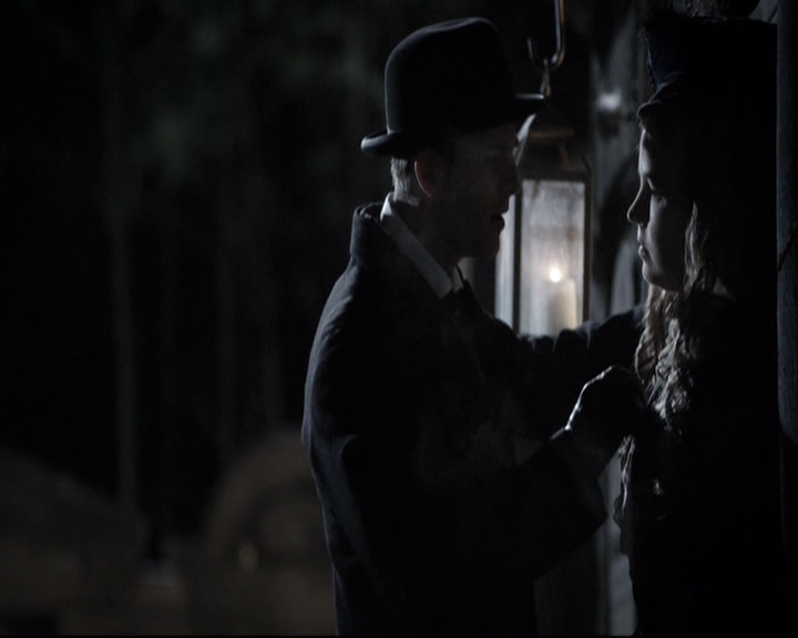 VampireDiariesWorld-dot-nl_TheOriginals-S3TheAwakeningsWebSeries-BehindTheScenes0040.jpg