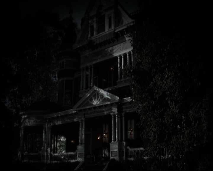 VampireDiariesWorld-dot-nl_TheOriginals-S3TheAwakeningsWebSeries-LockedIn0008.jpg