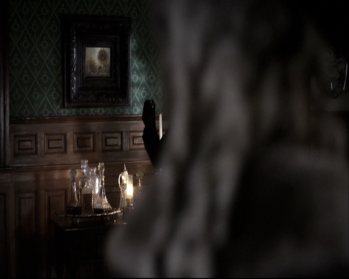 VampireDiariesWorld-dot-nl_TheOriginals-S3TheAwakeningsWebSeries-LockedIn0040.jpg