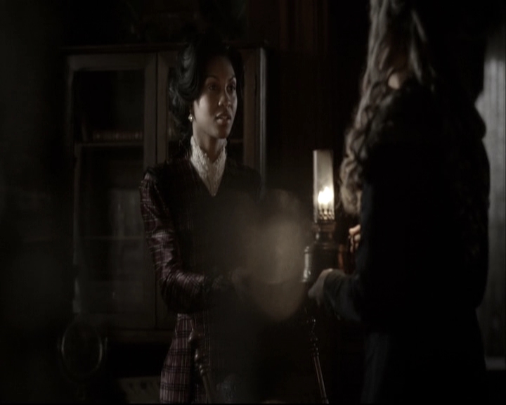 VampireDiariesWorld-dot-nl_TheOriginals-S3TheAwakeningsWebSeries-LockedIn0065.jpg