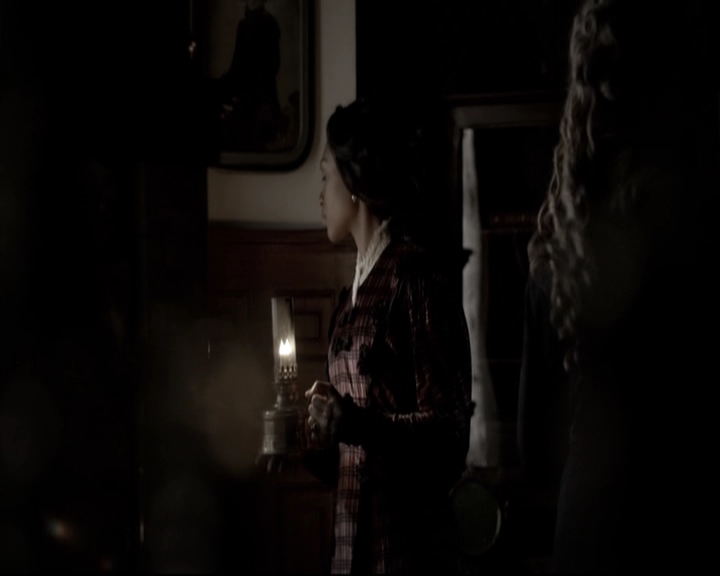 VampireDiariesWorld-dot-nl_TheOriginals-S3TheAwakeningsWebSeries-LockedIn0069.jpg