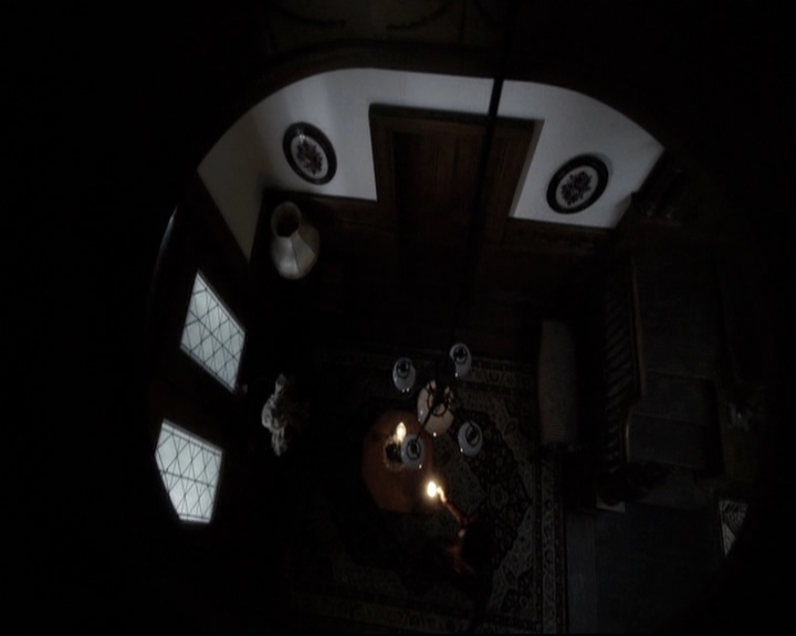 VampireDiariesWorld-dot-nl_TheOriginals-S3TheAwakeningsWebSeries-LockedIn0076.jpg
