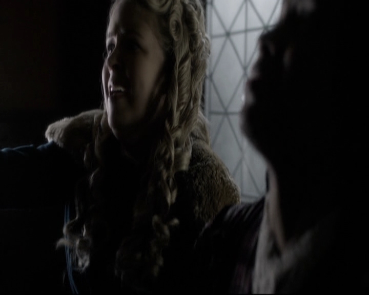 VampireDiariesWorld-dot-nl_TheOriginals-S3TheAwakeningsWebSeries-LockedIn0080.jpg