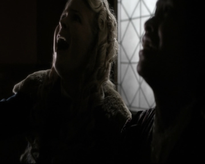 VampireDiariesWorld-dot-nl_TheOriginals-S3TheAwakeningsWebSeries-LockedIn0082.jpg