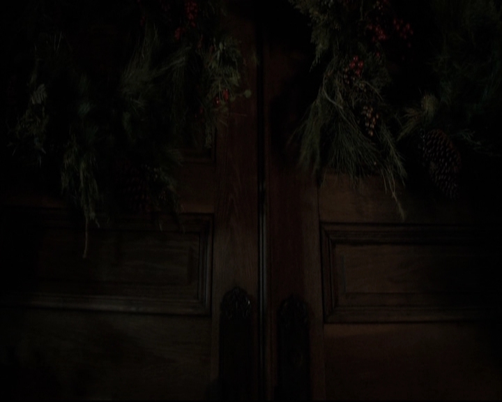VampireDiariesWorld-dot-nl_TheOriginals-S3TheAwakeningsWebSeries-LockedIn0089.jpg