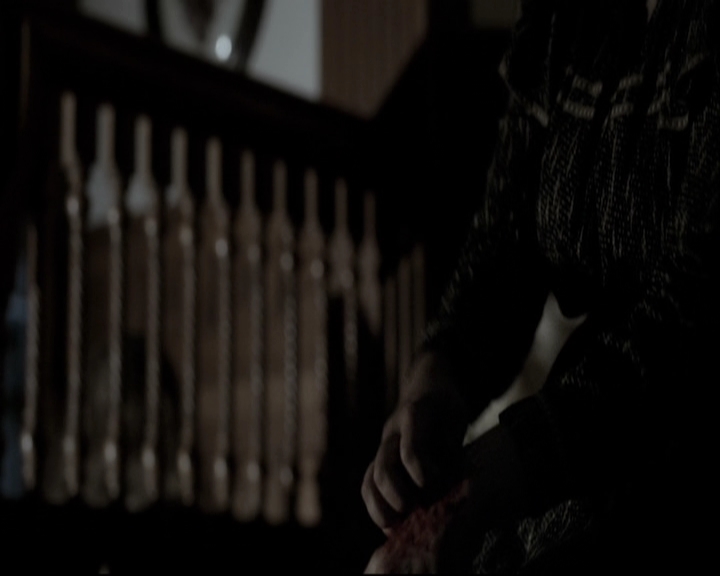 VampireDiariesWorld-dot-nl_TheOriginals-S3TheAwakeningsWebSeries-LockedIn0098.jpg