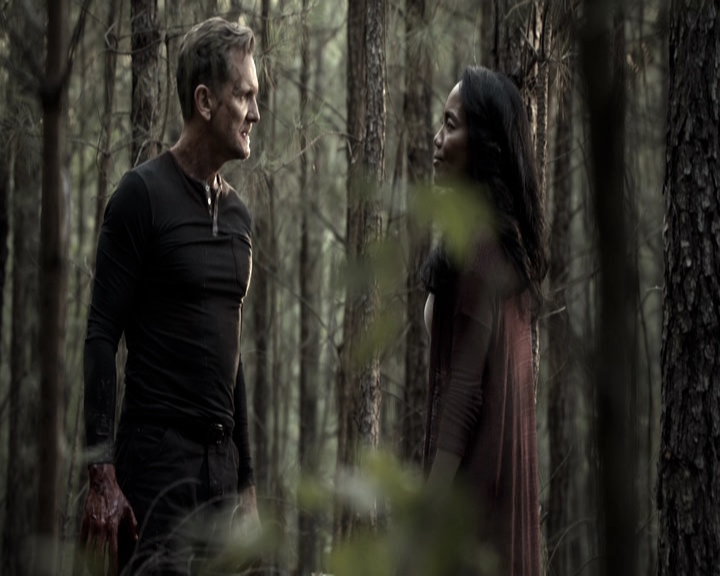 VampireDiariesWorld-dot-nl_TheOriginals-S3TheOriginalsAlwaysAndForever0128.jpg