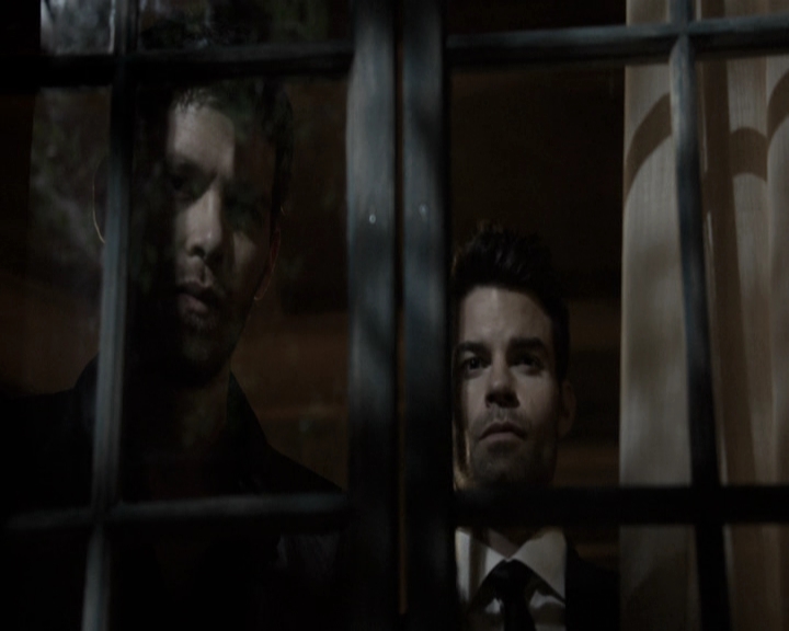 VampireDiariesWorld-dot-nl_TheOriginals-S3TheOriginalsAlwaysAndForever0131.jpg