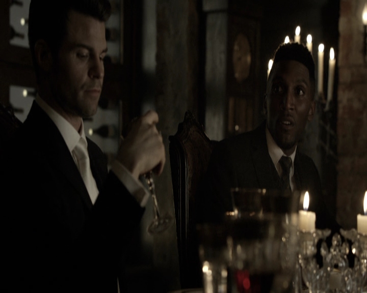 VampireDiariesWorld-dot-nl_TheOriginals-S3TheOriginalsAlwaysAndForever0221.jpg