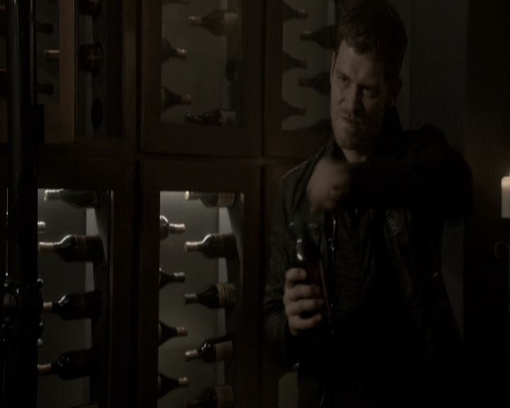 VampireDiariesWorld-dot-nl_TheOriginals-S3TheOriginalsAlwaysAndForever0300.jpg