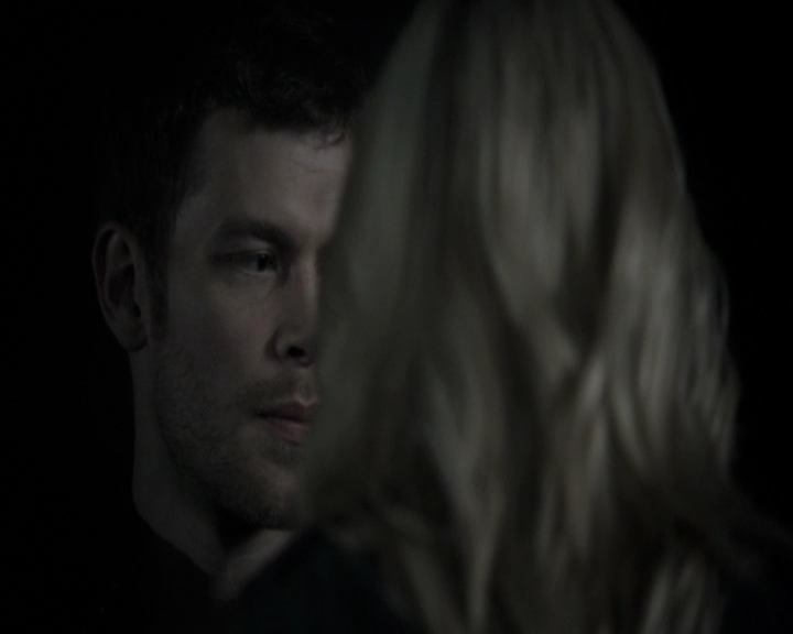 VampireDiariesWorld-dot-nl_TheOriginals-S3TheOriginalsAlwaysAndForever0420.jpg