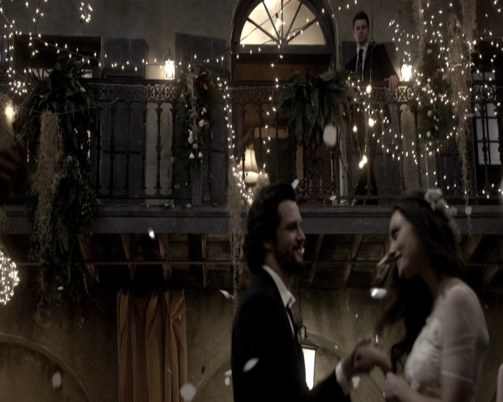 VampireDiariesWorld-dot-nl_TheOriginals-S3TheOriginalsAlwaysAndForever0512.jpg