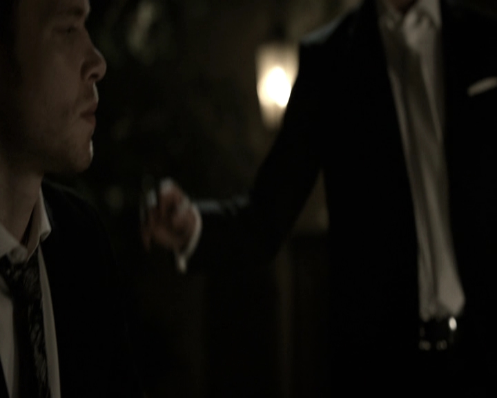 VampireDiariesWorld-dot-nl_TheOriginals-S3TheOriginalsAlwaysAndForever0686.jpg