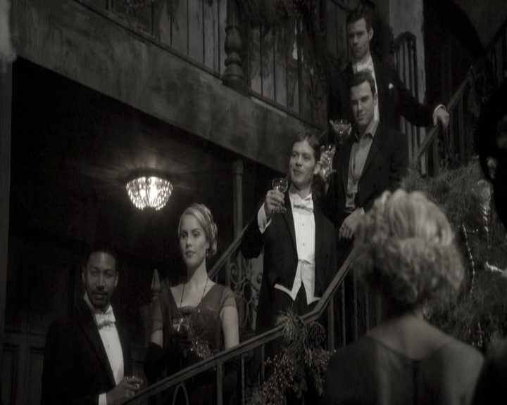 VampireDiariesWorld-dot-nl_TheOriginals-S3TheOriginalsAlwaysAndForever0701.jpg