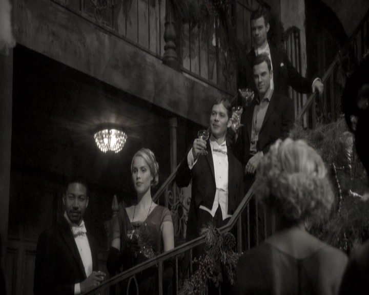 VampireDiariesWorld-dot-nl_TheOriginals-S3TheOriginalsAlwaysAndForever0703.jpg