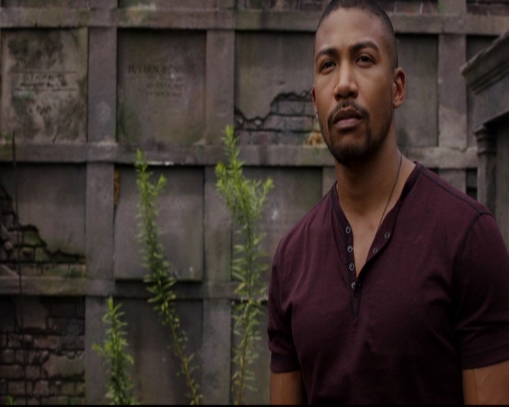 VampireDiariesWorld-dot-nl_TheOriginals_3x01ForTheMillemnium0243.jpg VampireDiariesWorld-dot-nl_TheOriginals_3x01ForTheMillemnium0243.jpg