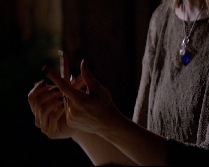 VampireDiariesWorld-dot-nl_TheOriginals_3x01ForTheMillemnium0281.jpg