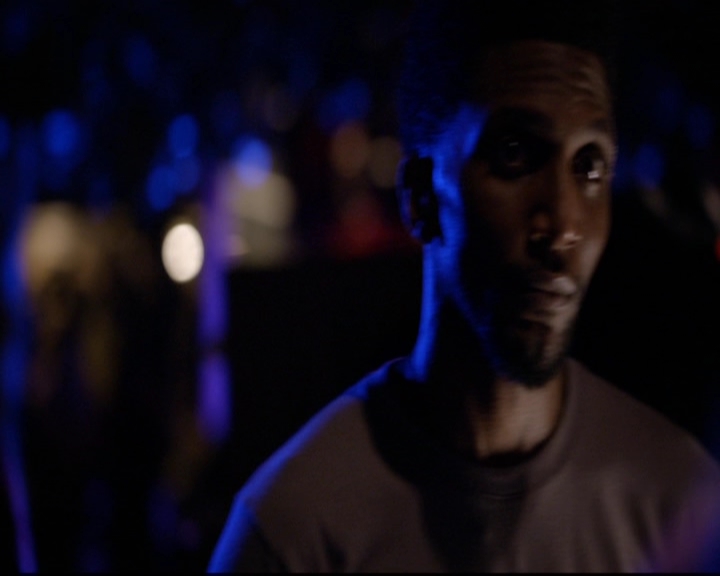 VampireDiariesWorld-dot-nl_TheOriginals_3x01ForTheMillemnium0708.jpg