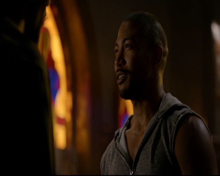 VampireDiariesWorld-dot-nl_TheOriginals_3x01ForTheMillemnium0821.jpg