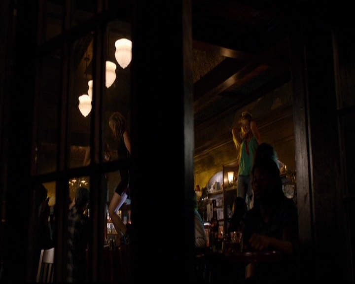VampireDiariesWorld-dot-nl_TheOriginals_3x01ForTheMillemnium1288.jpg