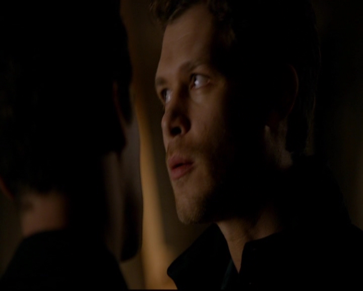 VampireDiariesWorld-dot-nl_TheOriginals_3x01ForTheMillemnium1351.jpg