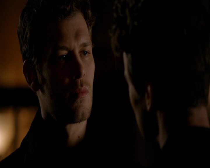 VampireDiariesWorld-dot-nl_TheOriginals_3x01ForTheMillemnium1398.jpg