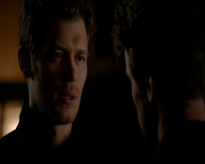 VampireDiariesWorld-dot-nl_TheOriginals_3x01ForTheMillemnium1410.jpg