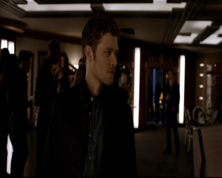 VampireDiariesWorld-dot-nl_TheOriginals_3x01ForTheMillemnium1685.jpg