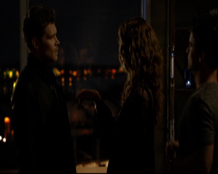 VampireDiariesWorld-dot-nl_TheOriginals_3x01ForTheMillemnium1721.jpg VampireDiariesWorld-dot-nl_TheOriginals_3x01ForTheMillemnium1721.jpg