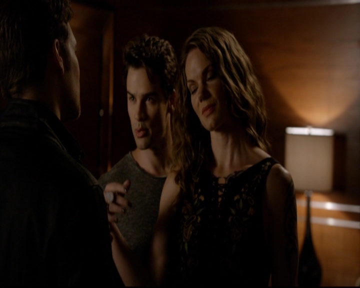 VampireDiariesWorld-dot-nl_TheOriginals_3x01ForTheMillemnium1754.jpg VampireDiariesWorld-dot-nl_TheOriginals_3x01ForTheMillemnium1754.jpg