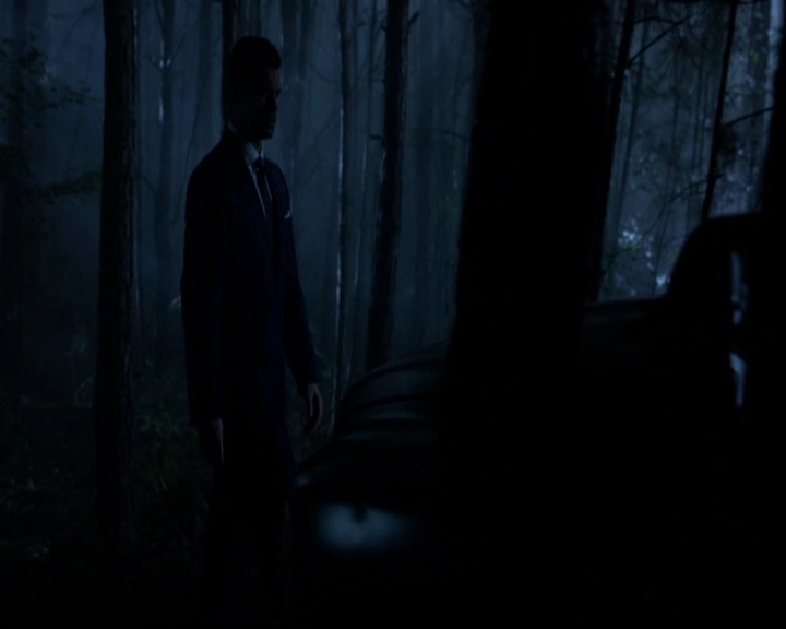 VampireDiariesWorld-dot-nl_TheOriginals_3x01ForTheMillemnium2010.jpg