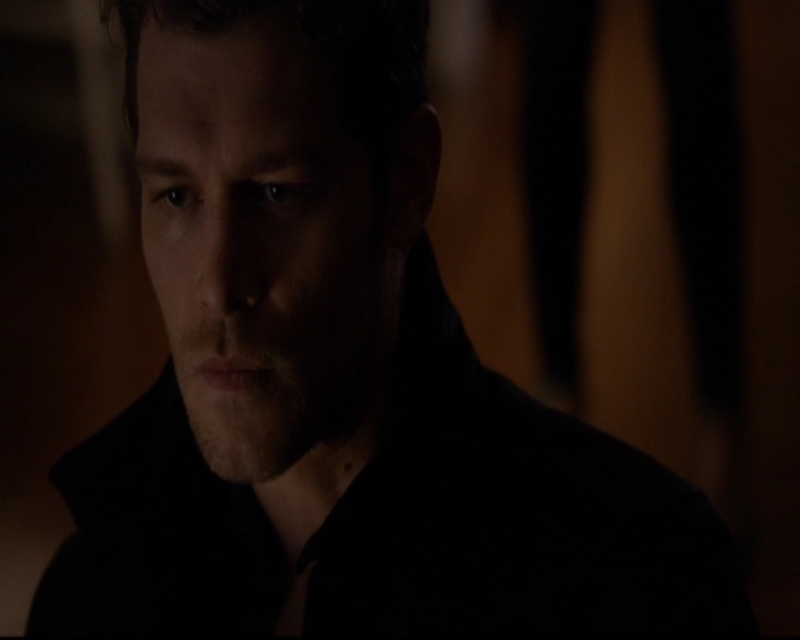 VampireDiariesWorld-dot-nl_TheOriginals_3x01ForTheMillemnium2168.jpg