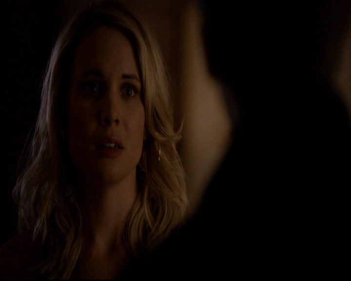 VampireDiariesWorld-dot-nl_TheOriginals_3x01ForTheMillemnium2208.jpg