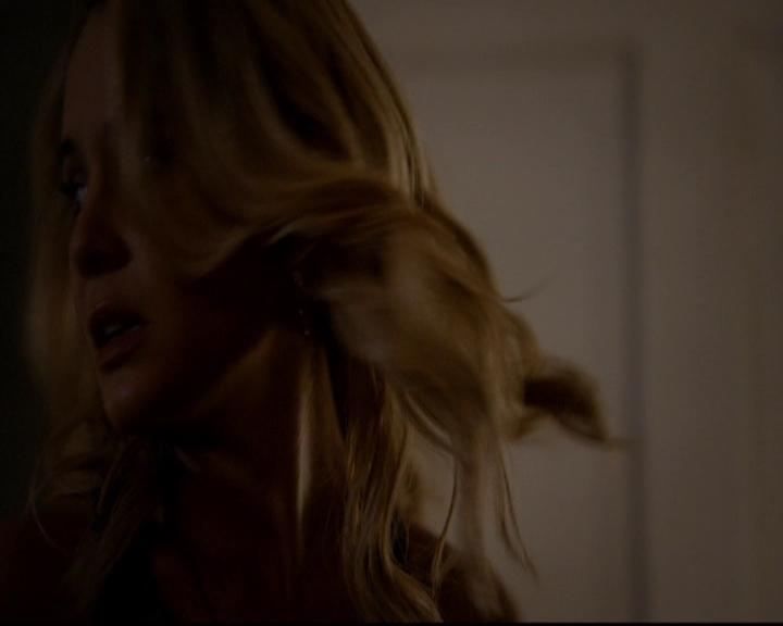 VampireDiariesWorld-dot-nl_TheOriginals_3x01ForTheMillemnium2210.jpg