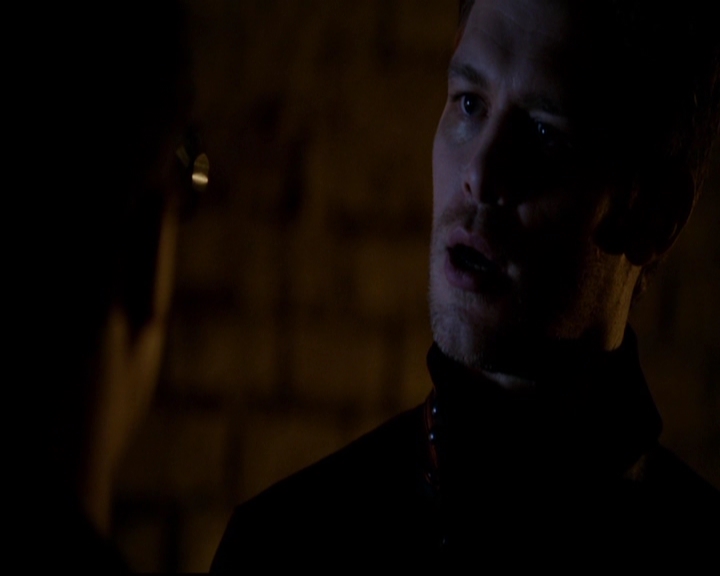 VampireDiariesWorld-dot-nl_TheOriginals_3x01ForTheMillemnium2237.jpg