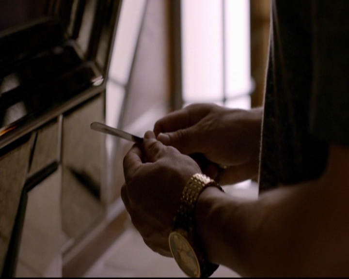 VampireDiariesWorld-dot-nl_TheOriginals_3x01ForTheMillemnium2266.jpg