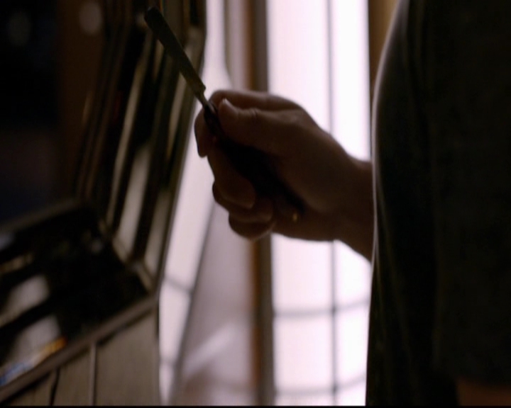 VampireDiariesWorld-dot-nl_TheOriginals_3x01ForTheMillemnium2267.jpg