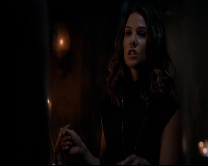 VampireDiariesWorld-dot-nl_TheOriginals_3x02YouHungTheMoon0060.jpg VampireDiariesWorld-dot-nl_TheOriginals_3x02YouHungTheMoon0060.jpg