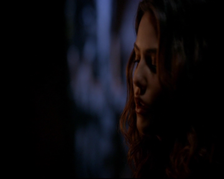VampireDiariesWorld-dot-nl_TheOriginals_3x02YouHungTheMoon0094.jpg
