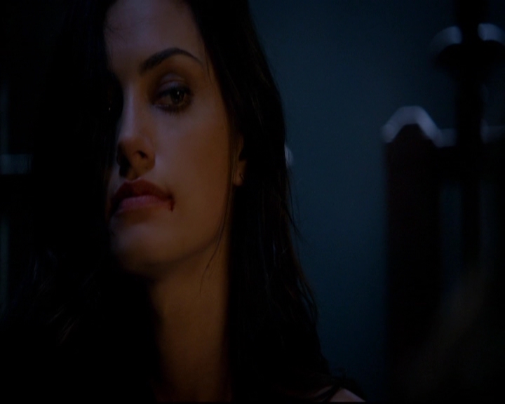 VampireDiariesWorld-dot-nl_TheOriginals_3x02YouHungTheMoon0103.jpg