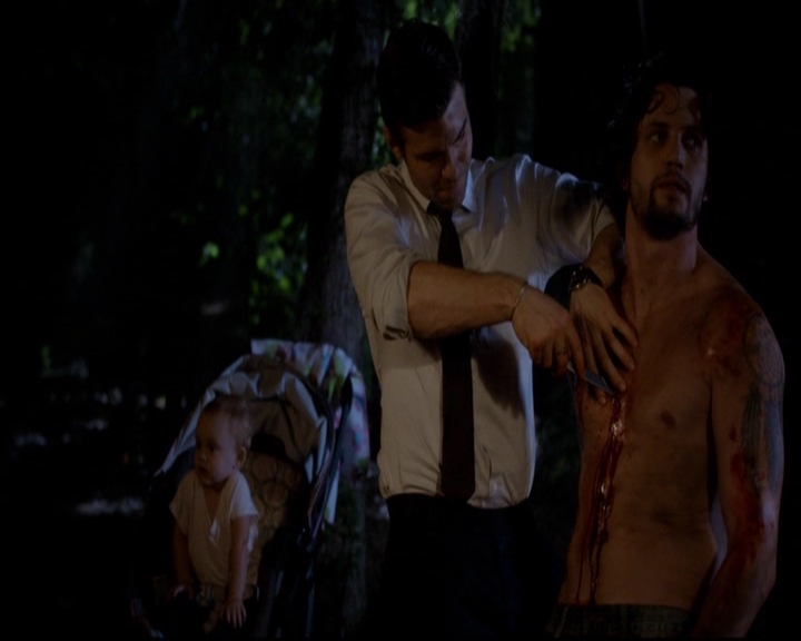 VampireDiariesWorld-dot-nl_TheOriginals_3x02YouHungTheMoon0112.jpg