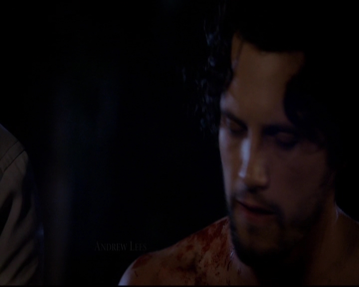 VampireDiariesWorld-dot-nl_TheOriginals_3x02YouHungTheMoon0153.jpg