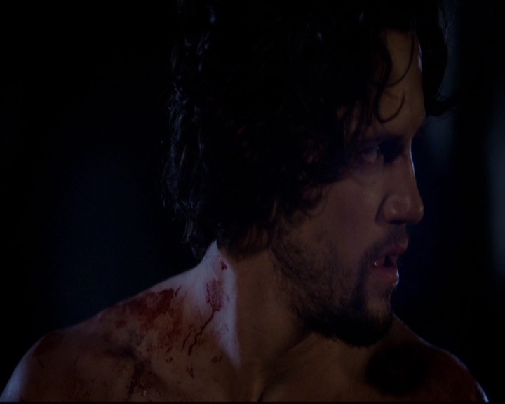 VampireDiariesWorld-dot-nl_TheOriginals_3x02YouHungTheMoon0155.jpg