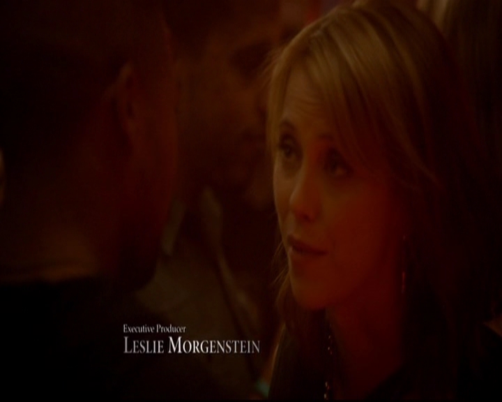 VampireDiariesWorld-dot-nl_TheOriginals_3x02YouHungTheMoon0203.jpg