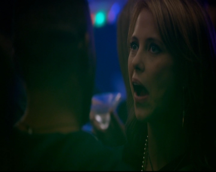 VampireDiariesWorld-dot-nl_TheOriginals_3x02YouHungTheMoon0208.jpg